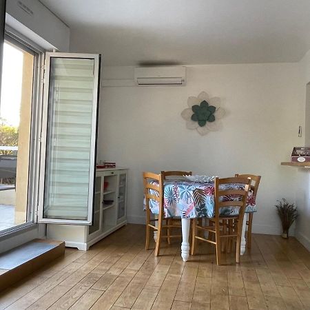 T2 Boulouris -St Raphael, 150 Metres De La Mer Сен-Рафаэль Экстерьер фото